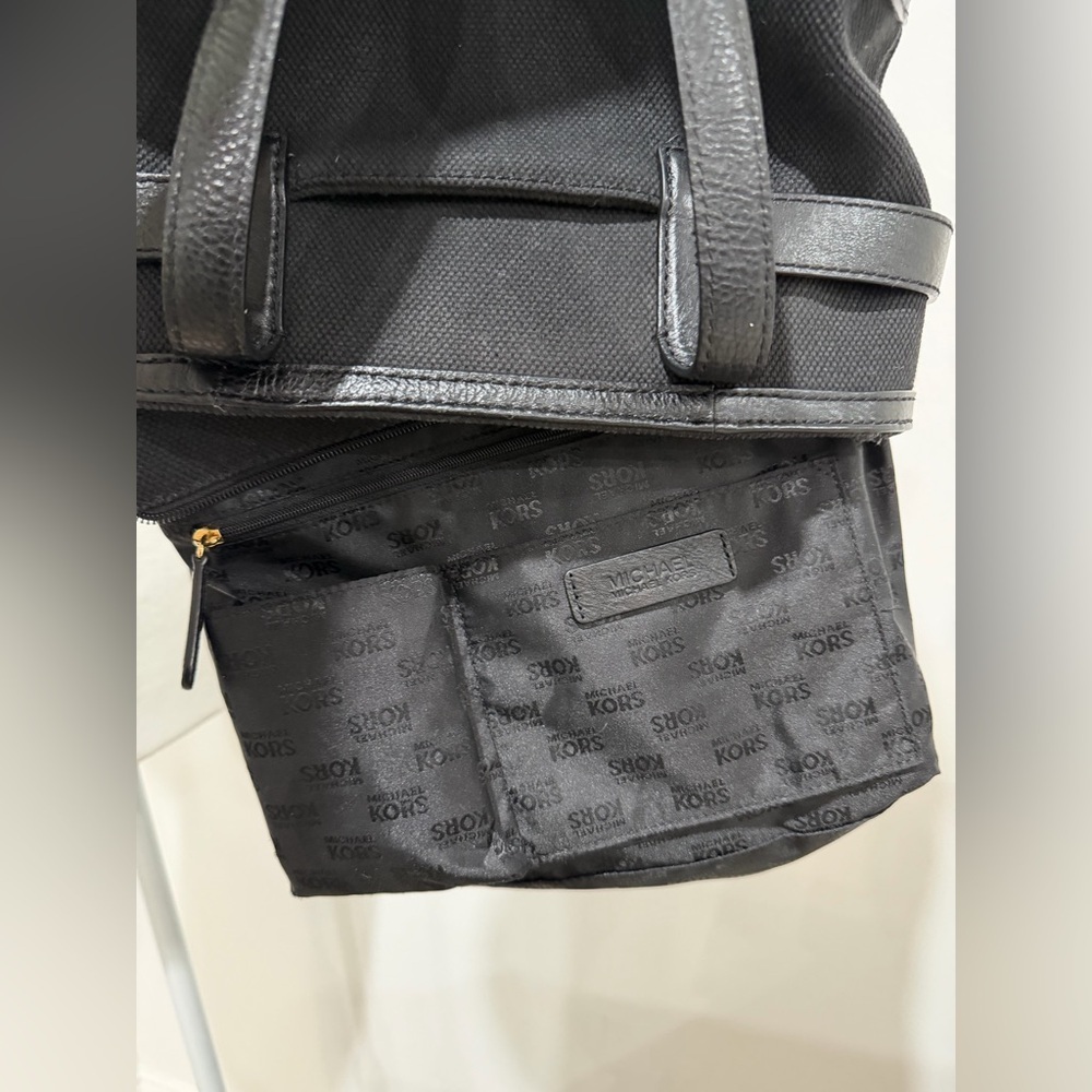 Michael Kors Black Shoulder Bag with Gold Details - Picture 8 of 15